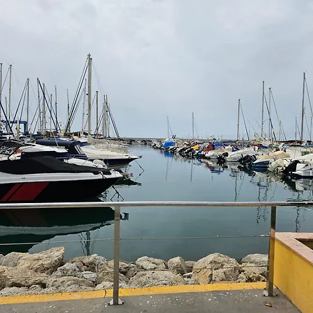 Casa De Mariposas * Caleta de Vélez